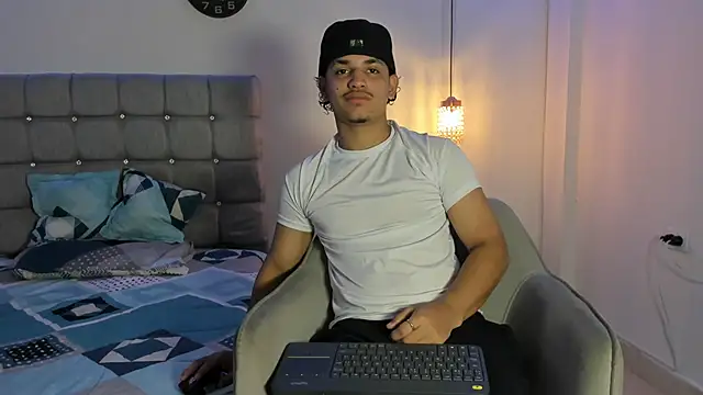 samxx muscle online show from 09-24-25, 02:12