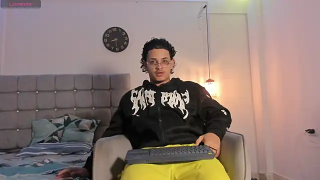 samxx muscle online show from 12-05-25, 01:32