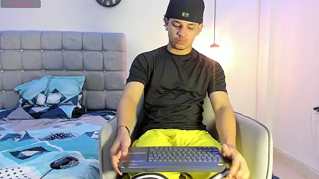 samxx muscle online show from 09-10-25, 01:21