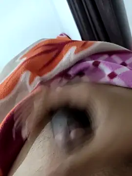 Snapshot of UAjit chatting on 09-23-25, 10:39 UAjit online show from 09-23-25, 10:39