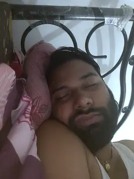 Snapshot of UAjit chatting on 09-09-25, 09:57 UAjit online show from 09-09-25, 09:57