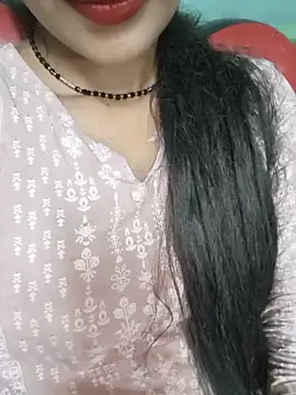 Snapshot of Eshwari_Chopra chatting on 06-08-26, 02:50 Eshwari Chopra online show from 06-08-26, 02:50