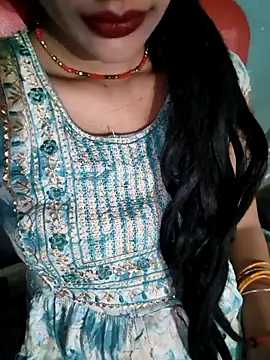 Eshwari Chopra online show from 10-27-25, 03:51