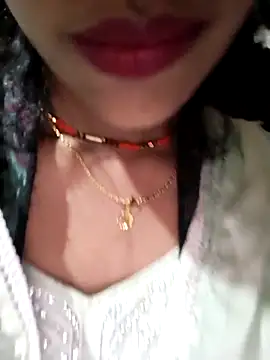 Eshwari Chopra online show from 11-18-25, 05:05