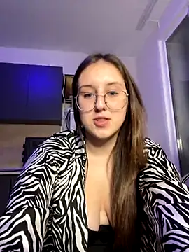 Vviikkssiikk online show from 10-25-25, 03:12