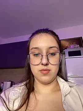 Vviikkssiikk online show from 10-16-25, 03:42