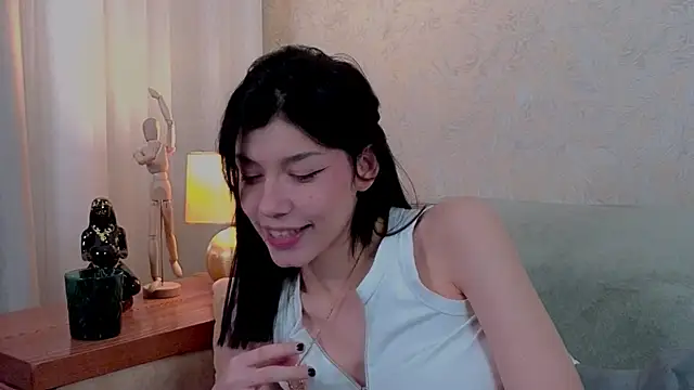 Snapshot of risky_kiss chatting on 10-16-25, 01:30 risky kiss online show from 10-16-25, 01:30