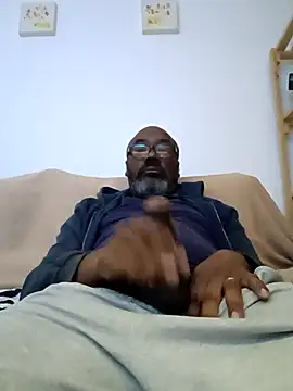 Snapshot of Bigmaumau54 chatting on 09-14-25, 02:12 Bigmaumau54 online show from 09-14-25, 02:12