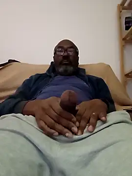 Snapshot of Bigmaumau54 chatting on 09-26-25, 01:45 Bigmaumau54 online show from 09-26-25, 01:45