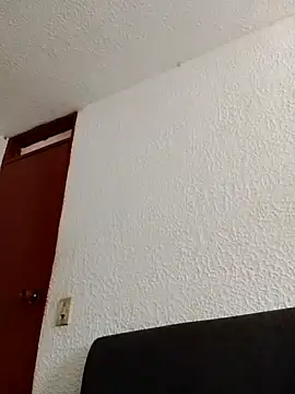 dulcewitch online show from 10-21-25, 02:05