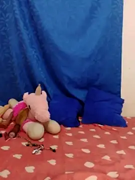 dulcewitch online show from 12-20-25, 08:01