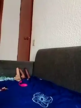 dulcewitch online show from 10-25-25, 07:03