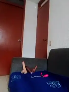 dulcewitch online show from 11-12-25, 12:42