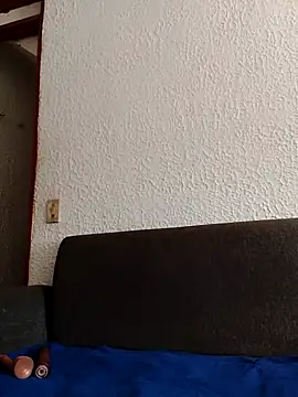 dulcewitch online show from 10-17-25, 07:15