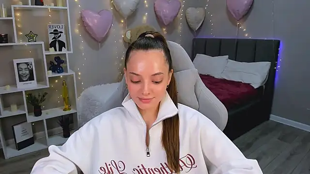 MelanieAlves online show from 02-25-26, 07:03