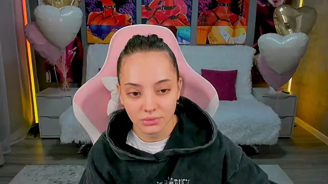 MelanieAlves online show from 02-18-26, 06:15