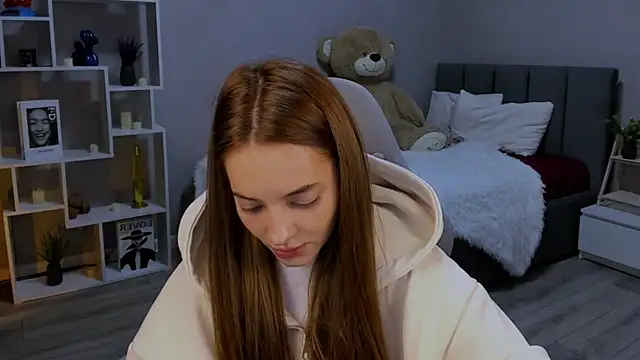 MelanieAlves online show from 11-29-25, 06:08