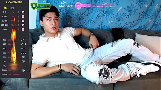 THE LITTLE LIAM online show from 06-11-26, 04:53