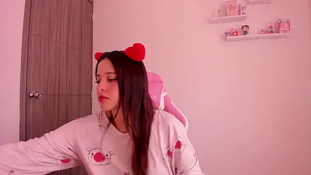 ImBunnyNova online show from 02-12-26, 02:39