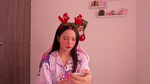 ImBunnyNova online show from 12-19-25, 02:52