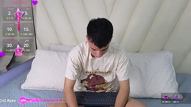 Snapshot of Hotboy21_ chatting on 09-14-25, 04:02 Hotboy21 online show from 09-14-25, 04:02
