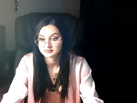 Sara25M online show from 03-19-25, 10:11