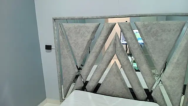 Elaine87  online show from 10-24-25, 09:47