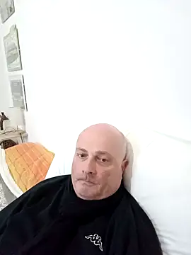 Alexis Bull online show from 03-30-26, 09:44