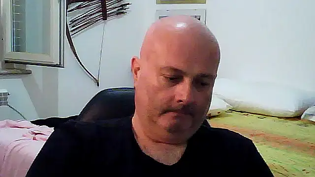 Alexis Bull online show from 05-25-26, 02:38