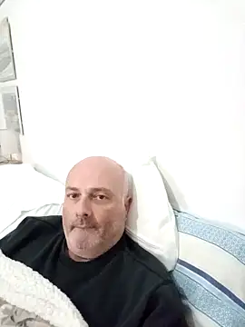 Alexis Bull online show from 11-28-25, 06:08