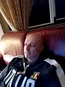 Alexis Bull online show from 02-17-26, 10:51