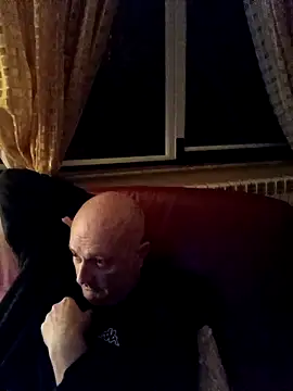 Alexis Bull online show from 03-29-26, 09:27