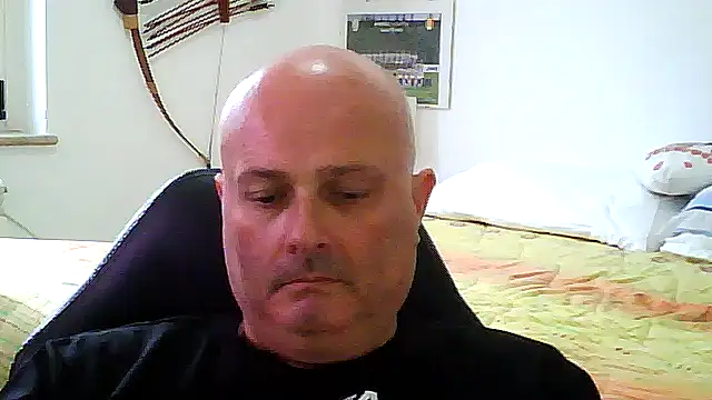 Alexis Bull online show from 05-18-26, 05:29