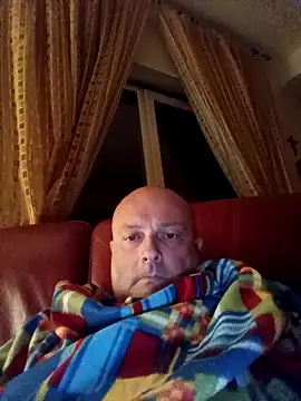 Alexis Bull online show from 04-06-26, 10:22