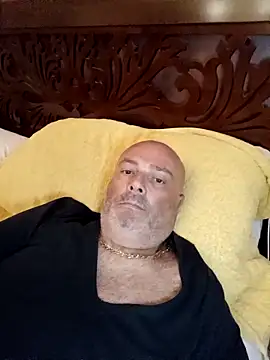 Alexis Bull online show from 09-12-25, 05:24