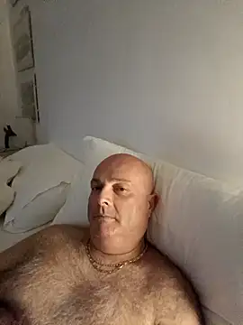 Alexis Bull online show from 10-13-25, 12:45