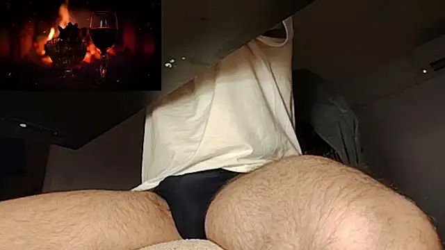 Snapshot of WhitePath chatting on 11-01-25, 08:46 WhitePath online show from 11-01-25, 08:46