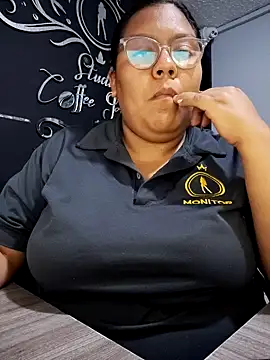 Snapshot of sheila_ro chatting on 03-07-26, 11:32 sheila ro online show from 03-07-26, 11:32