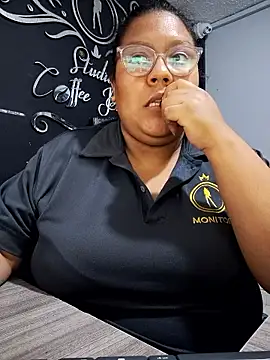 Snapshot of sheila_ro chatting on 02-11-26, 11:15 sheila ro online show from 02-11-26, 11:15