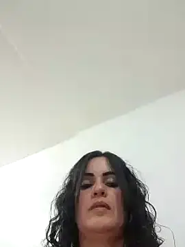 Saraslow online show from 11-10-25, 02:55