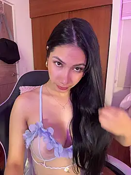 Snapshot of ArianaReynoldss chatting on 07-06-26, 10:11 ArianaReynoldss online show from 07-06-26, 10:11