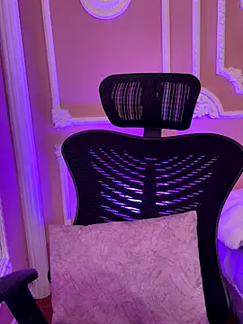 ArianaReynoldss online show from 09-30-25, 07:31