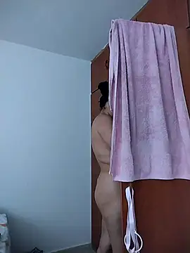 Snapshot of carlafox05 chatting on 09-23-25, 03:52 carlafox05 online show from 09-23-25, 03:52