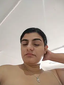 carlafox05 online show from 02-08-26, 05:10