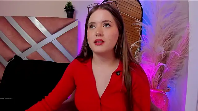 Snapshot of viol_collins__ chatting on 11-07-25, 03:49 viol collins online show from 11-07-25, 03:49