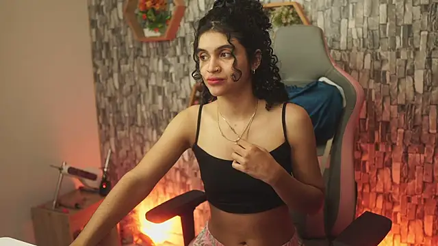 bonniie 98  online show from 05-15-26, 03:59