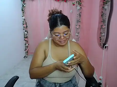 natalietits1 online show from 09-25-25, 05:41