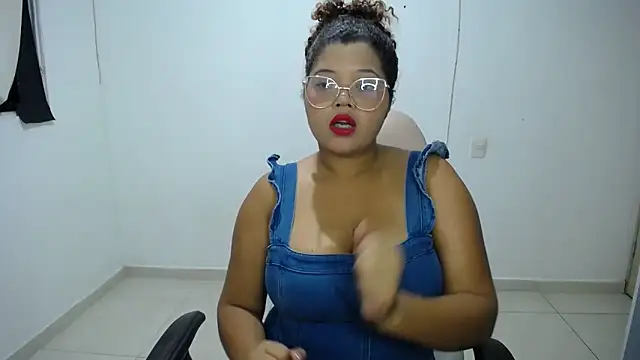 natalietits1 online show from 02-14-26, 12:22