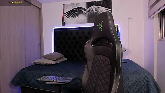 santi aesthetic online show from 02-21-26, 12:56