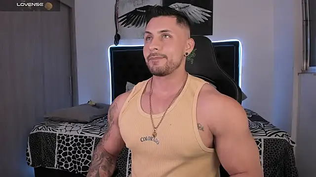 santi aesthetic online show from 06-05-26, 06:52